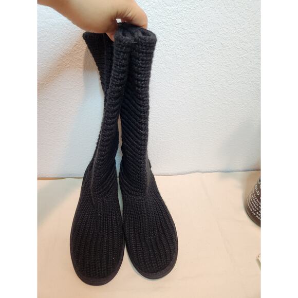 EUC - UGG Women's Classic‎ Cardy Boots Black Size 7 – Cozy & Stylish - Picture 3 of 7